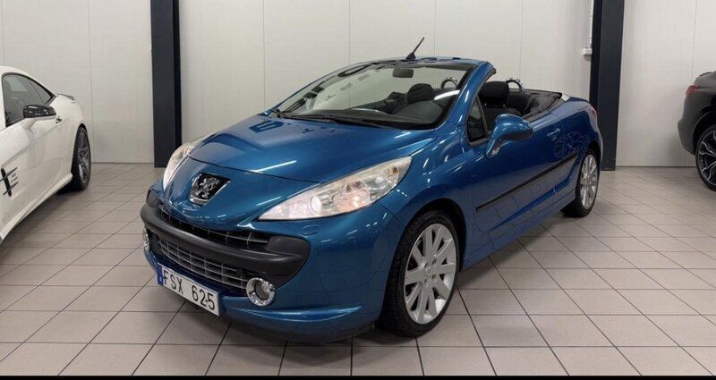 Blå Begagnad 2007 Peugeot 207 CC Cab | 39 000 kr (Marknadspris) - Bild 1/4