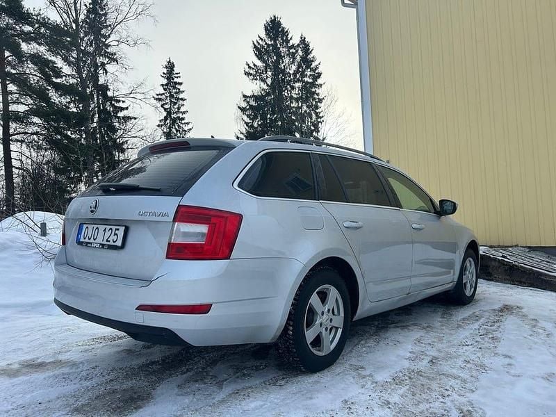 Begagnad Skoda Octavia 110 HK (80 kW) 2017 Kombi