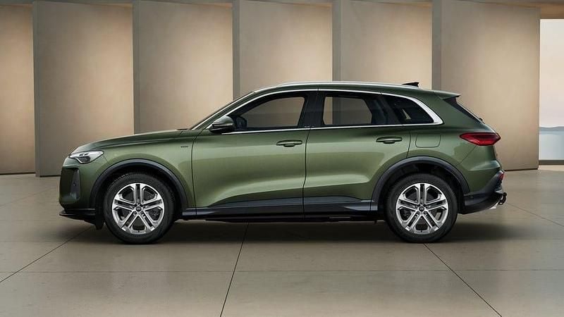 Ny Audi Q5 Proline 299 HK (219 kW) 2025 Distriktsgrön SUV