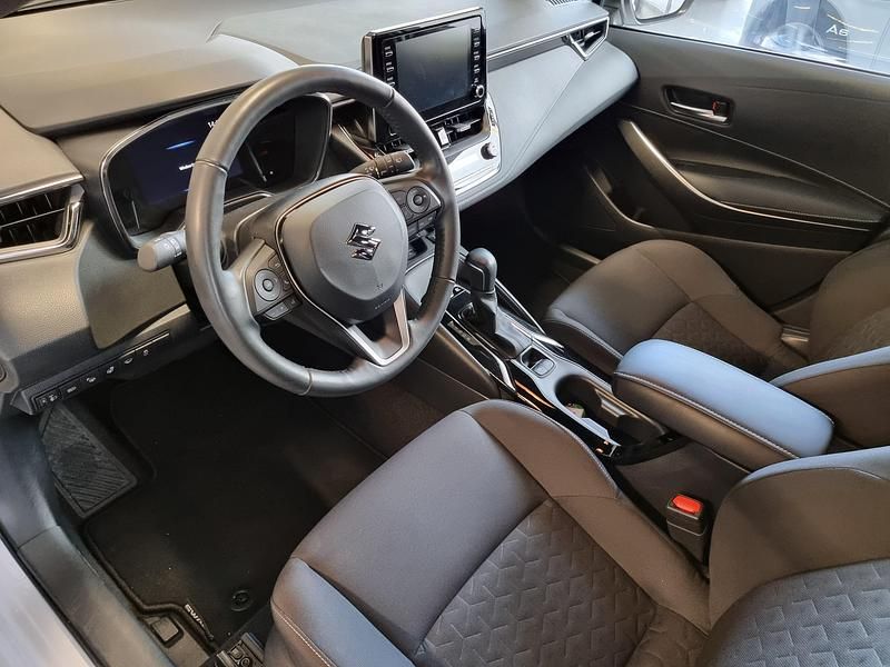 Begagnad Suzuki Swace 124 HK (91 kW) 2021 Vit Kombi