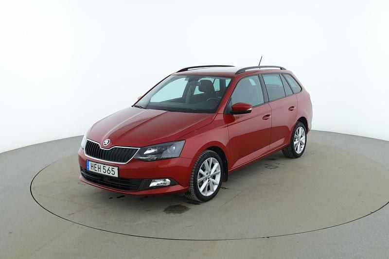 Begagnad Skoda Fabia Elegance 112 HK (82 kW) 2015 Röd Kombi