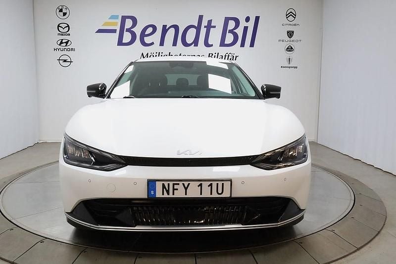Begagnad Kia EV6 GT-Line 239 kW (325 HK) 2022 Vit SUV