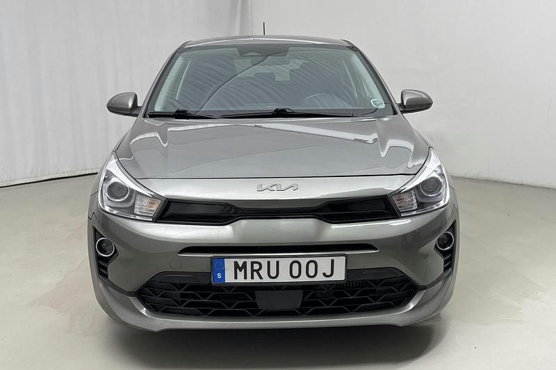 Begagnad Kia Rio 100 HK (73 kW) 2022 Grön