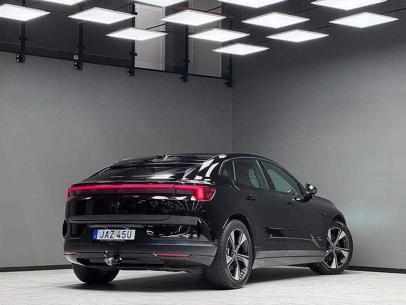 Begagnad Polestar 4 Plus 200 kW (272 HK) 2024 Svart SUV