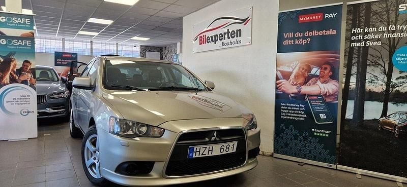 Ljusbrun Begagnad 2008 Mitsubishi Lancer Sportback Halvkombi | 44 900 kr (Marknadspris) - Bild 1/4