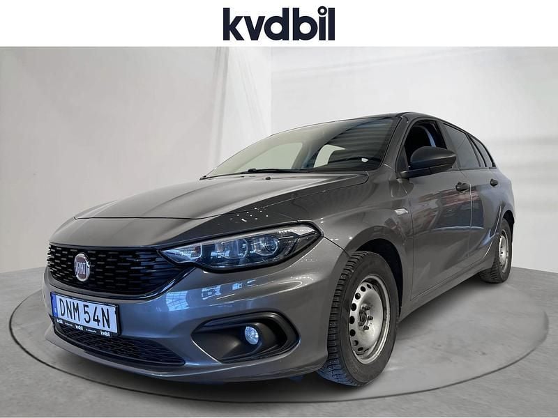 Grå Begagnad 2020 Fiat Tipo Kombi | 79 000 kr - Bild 1/3