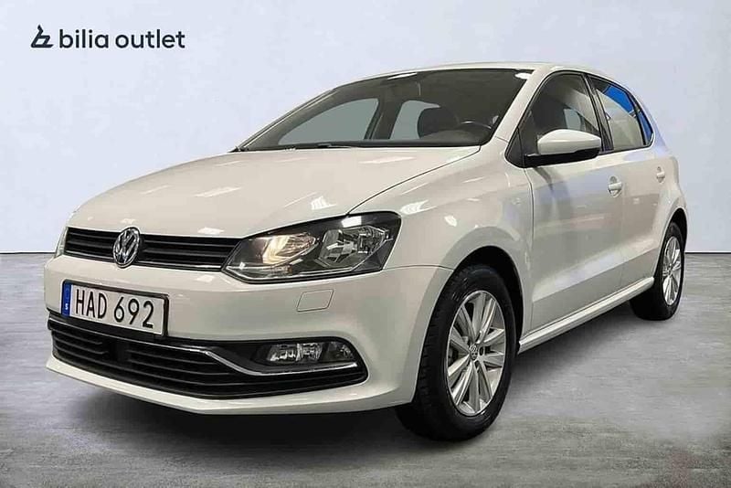 Begagnad VW Polo 2016 Vit Halvkombi