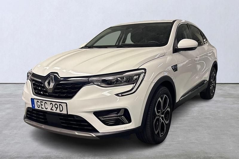 Begagnad Renault Arkana Techno 144 HK (105 kW) 2023 Vit SUV