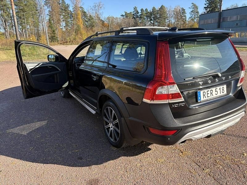 Svart Begagnad 2016 Volvo XC70 Standard SUV | 159 000 kr (Bra pris) - Bild 1/4
