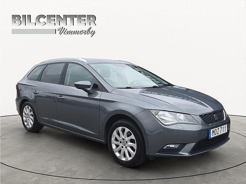 Ljusgrå Begagnad 2014 Seat Leon Style Kombi | 89 500 kr (Marknadspris) - Bild 1/4