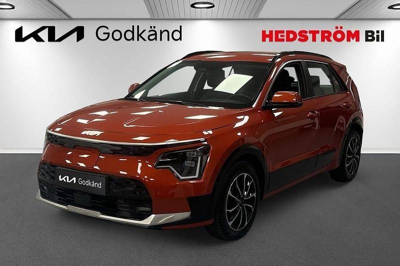 Orange Begagnad 2023 Kia e-Niro SUV | 329 000 kr (Lite dyr) - Bild 1/4