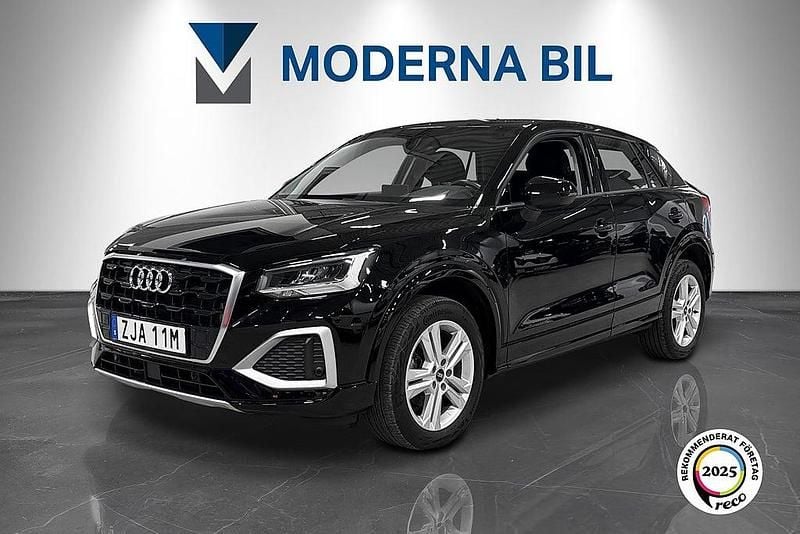 Svart Begagnad 2022 Audi Q2 Advanced SUV | 259 700 kr - Bild 1/4