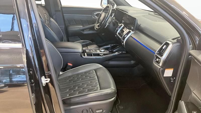 Begagnad Kia Sorento Advance 180 HK (132 kW) 2022 Svart SUV