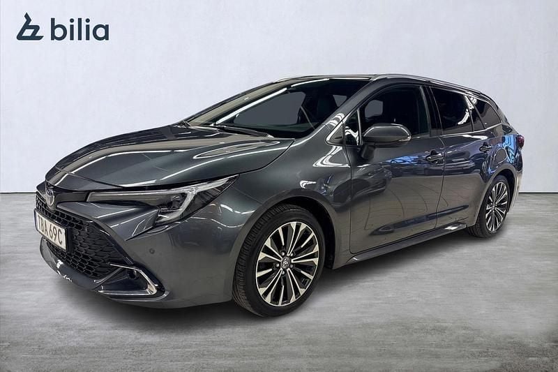 Begagnad Toyota Corolla Style 141 HK (103 kW) 2024 Grå Kombi