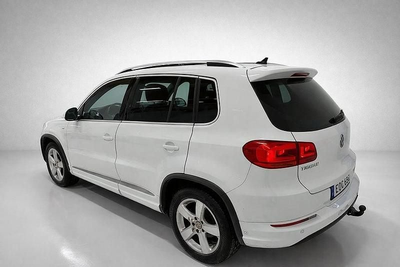 Begagnad VW Tiguan R-line 184 HK (135 kW) 2015 Vit SUV