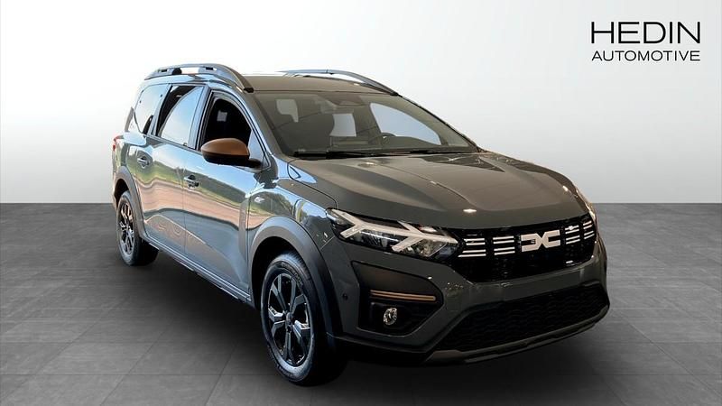 Ny Dacia Jogger Extreme 111 HK (81 kW) 2025 Mörkgrå Minibuss