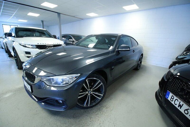 Grå Begagnad 2014 BMW 428 M Sport Sportkupé | 214 800 kr (Marknadspris) - Bild 1/4