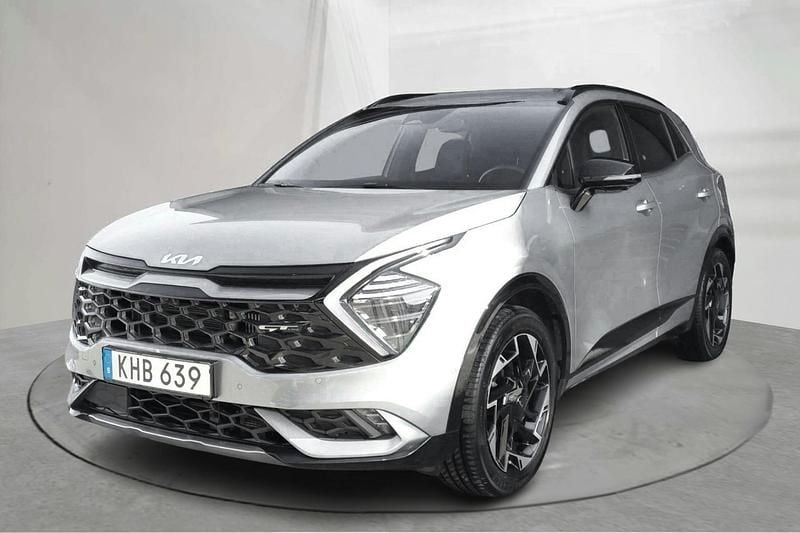 Grå Begagnad 2023 Kia Sportage 2 SUV | 320 000 kr (Bra pris) - Bild 1/4