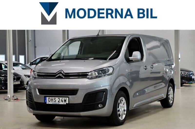 Grå Begagnad 2021 Citroën Jumpy Minibuss | 239 900 kr (Marknadspris) - Bild 1/4