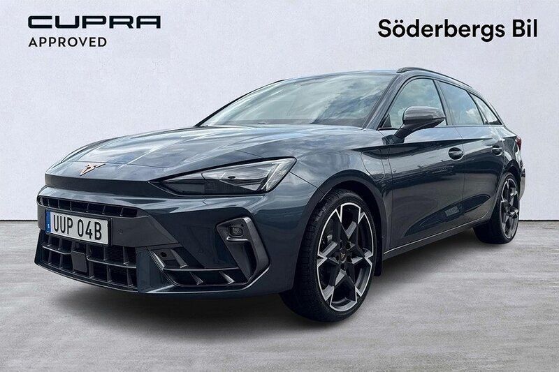 Mörkgrå (magnetic tech metallic) Begagnad 2024 Cupra Leon VZ2 Kombi | 429 500 kr - Bild 1/4