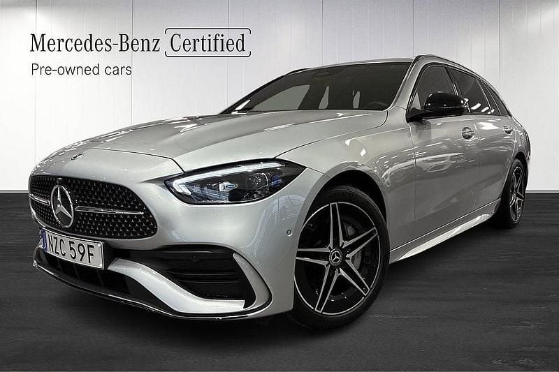 Silver Begagnad 2024 Mercedes C300e Premium Kombi | 499 000 kr (Bra pris) - Bild 1/4