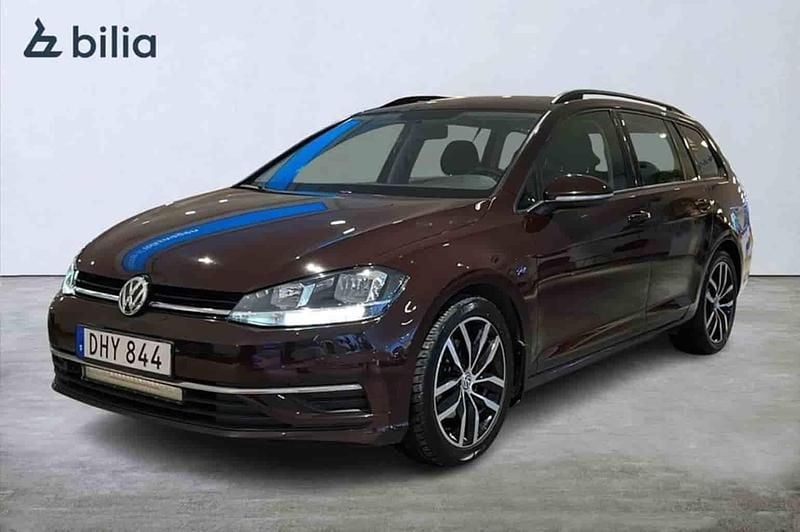 Begagnad VW Golf VII 2018 Svart Kombi