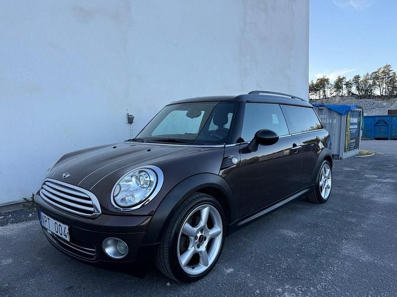 Brun Begagnad 2008 Mini Cooper Clubman Chili Kombi | 49 900 kr - Bild 1/4