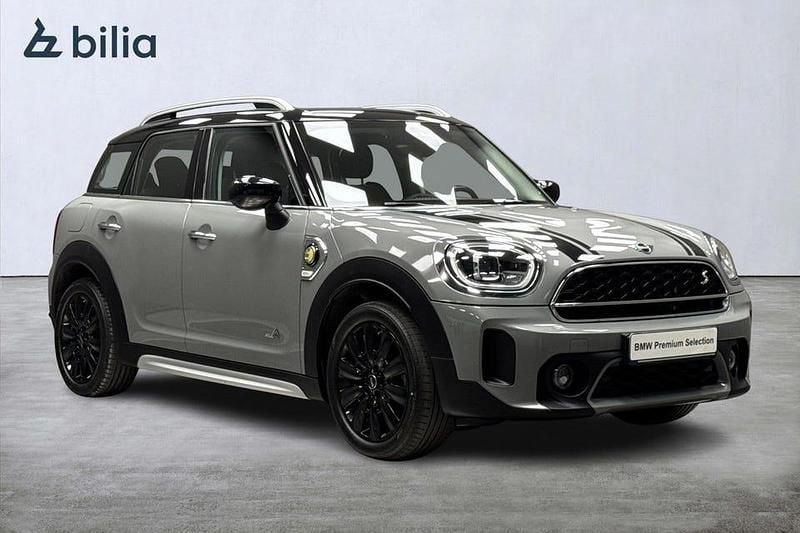 Grå Begagnad 2023 Mini Cooper Countryman SUV | 299 000 kr (Marknadspris) - Bild 1/4