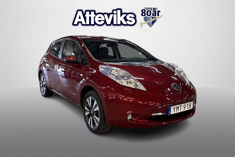 Röd Begagnad 2017 Nissan Leaf Halvkombi | 89 900 kr - Bild 1/4