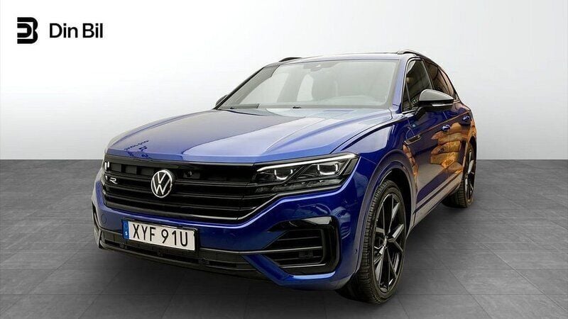 Mörkblå Begagnad 2021 VW Touareg R SUV | 649 900 kr (Lite dyr) - Bild 1/4