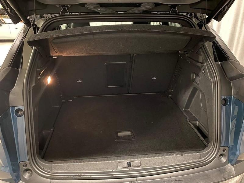 Begagnad Peugeot 3008 GT 131 HK (96 kW) 2023 Blå SUV