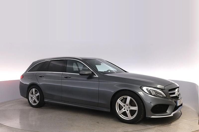 Begagnad Mercedes C220 AMG line 170 HK (125 kW) 2018 Grå Kombi