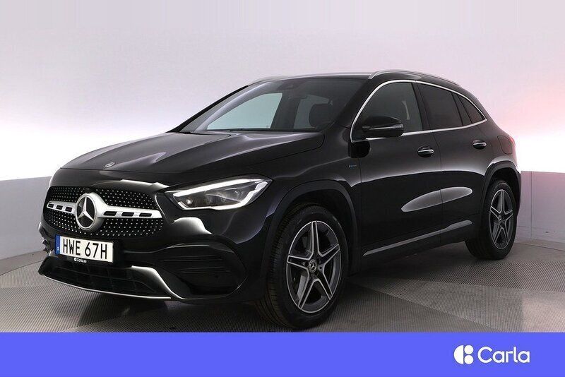 Svart Begagnad 2021 Mercedes GLA250 AMG SUV | 379 900 kr (Marknadspris) - Bild 1/4