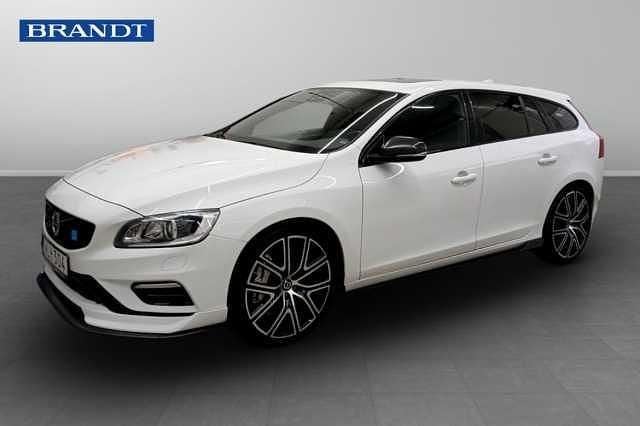 Vit Begagnad 2018 Volvo V60 Kombi | 329 900 kr - Bild 1/3
