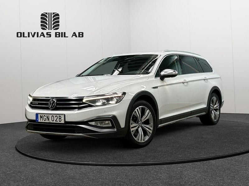 Vit Begagnad 2021 VW Passat Alltrack Kombi | 209 400 kr (Superpris) - Bild 1/4