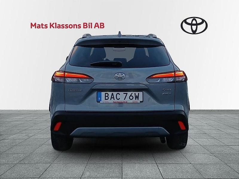 Begagnad Toyota Corolla Cross Executive 200 HK (147 kW) 2025 Grå SUV