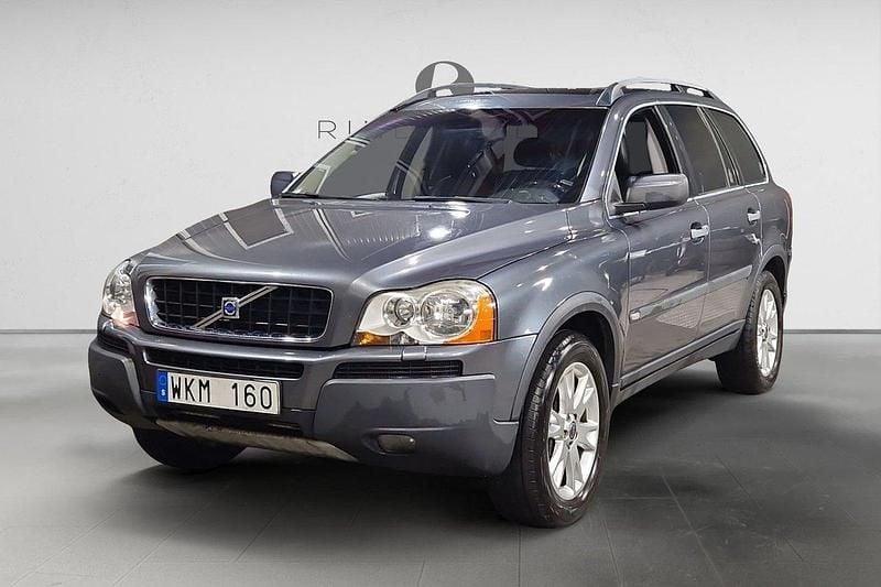 Grå Begagnad 2004 Volvo XC90 Summum SUV | 59 900 kr (Marknadspris) - Bild 1/3