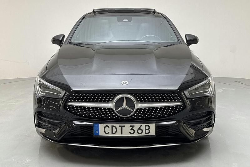 Begagnad Mercedes CLA180 Shooting Brake Premium 136 HK (100 kW) 2021 Svart Kombi