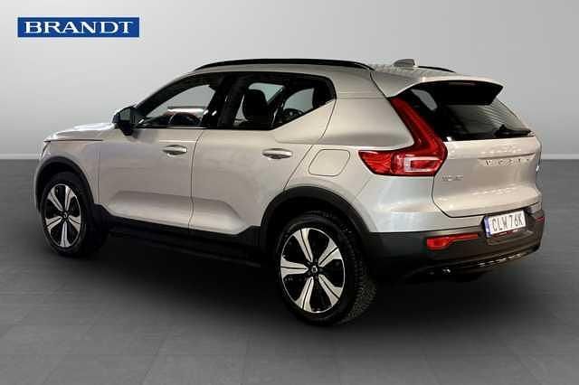 Begagnad Volvo XC40 Single Motor 175 kW (238 HK) 2023 Silver SUV