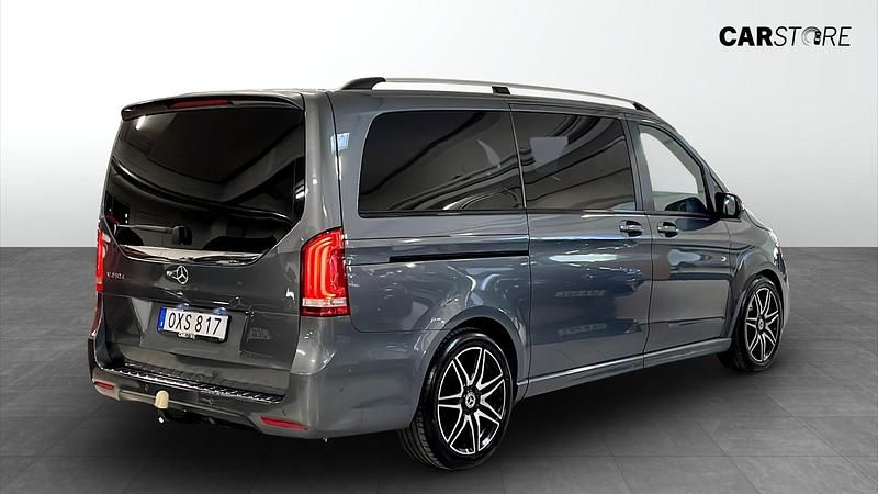 Begagnad Mercedes V250 190 HK (139 kW) 2019 Grå Minibuss