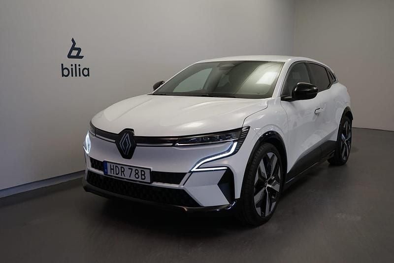 Vit Begagnad 2022 Renault Mégane Techno Halvkombi | 279 500 kr (Bra pris) - Bild 1/3