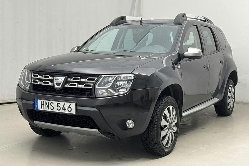 Svart Begagnad 2016 Dacia Duster SUV | 106 800 kr - Bild 1/4