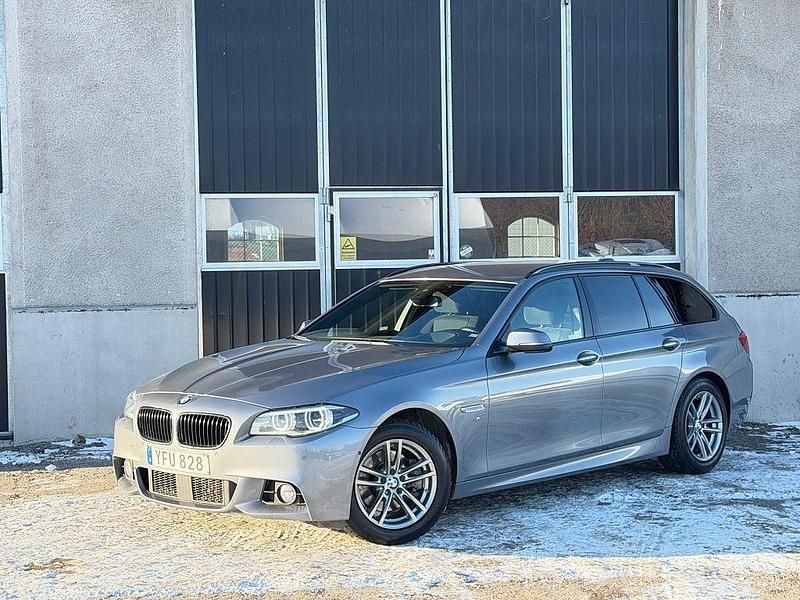 Begagnad BMW 520 M Sport 190 HK (139 kW) 2016 Grå Kombi