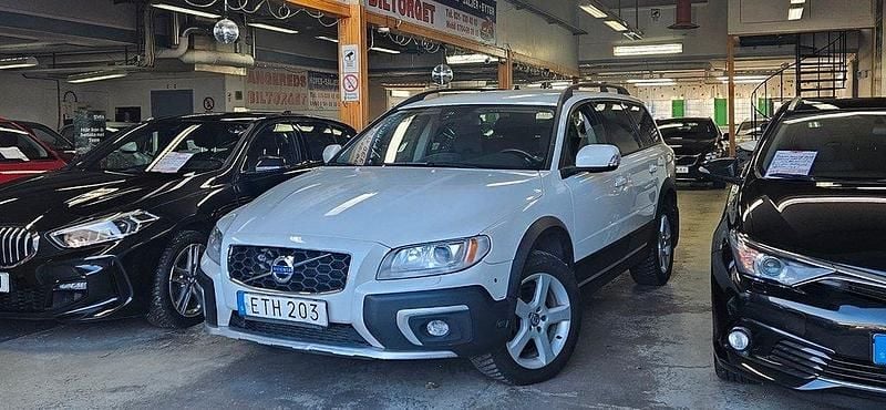 Flerfärgad Begagnad 2015 Volvo XC70 SUV | 129 999 kr (Dyr) - Bild 1/4