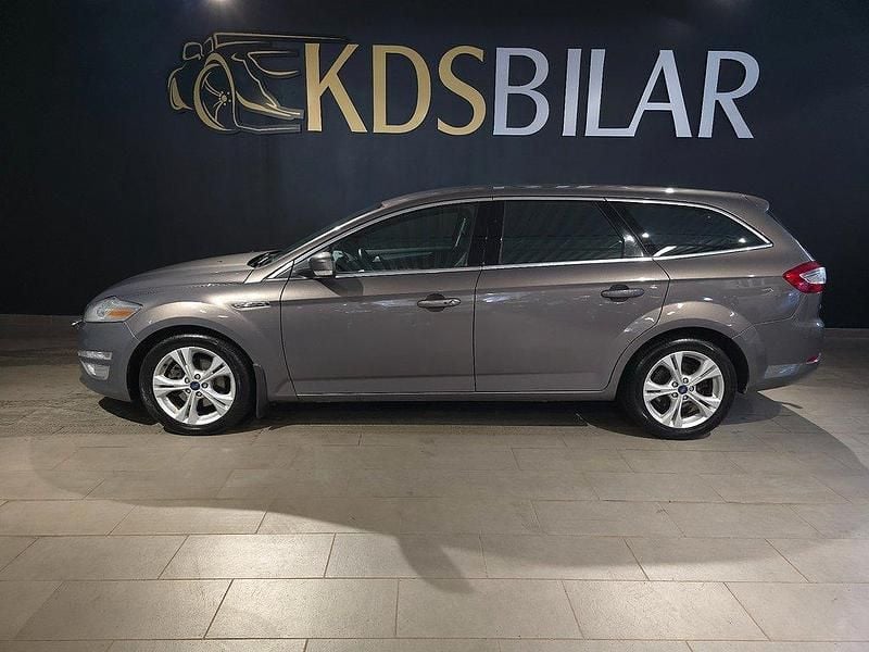 Brun Begagnad 2011 Ford Mondeo Titanium Kombi | 49 900 kr (Marknadspris) - Bild 1/4
