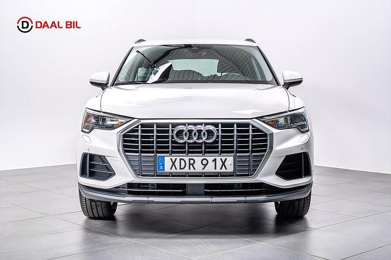 Begagnad Audi Q3 Proline 245 HK (180 kW) 2021 Vit SUV