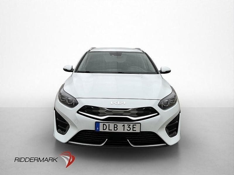 Begagnad Kia Ceed Sportswagon 2022 Vit Kombi