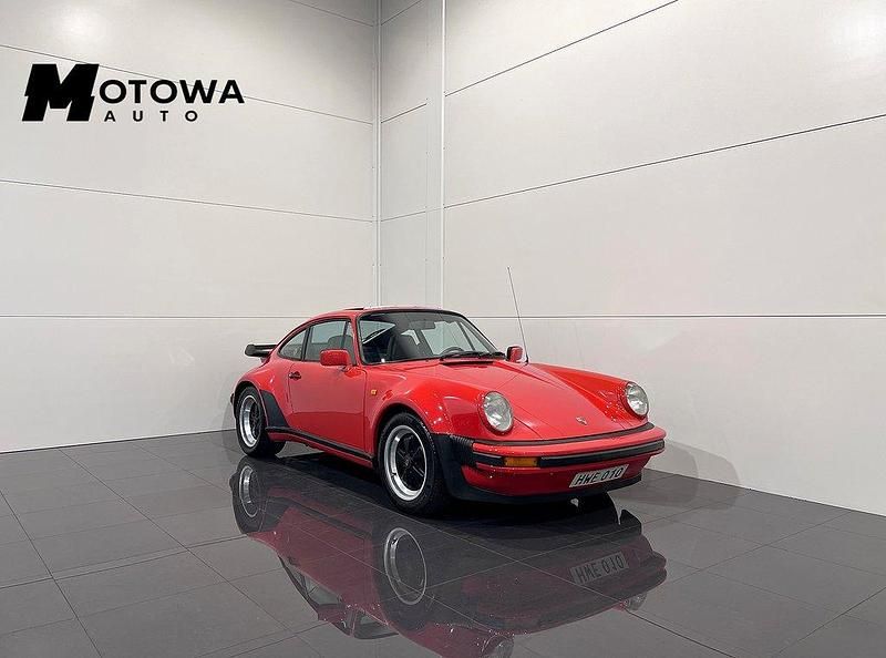 Röd Begagnad 1983 Porsche 911SC | 649 900 kr - Bild 1/4