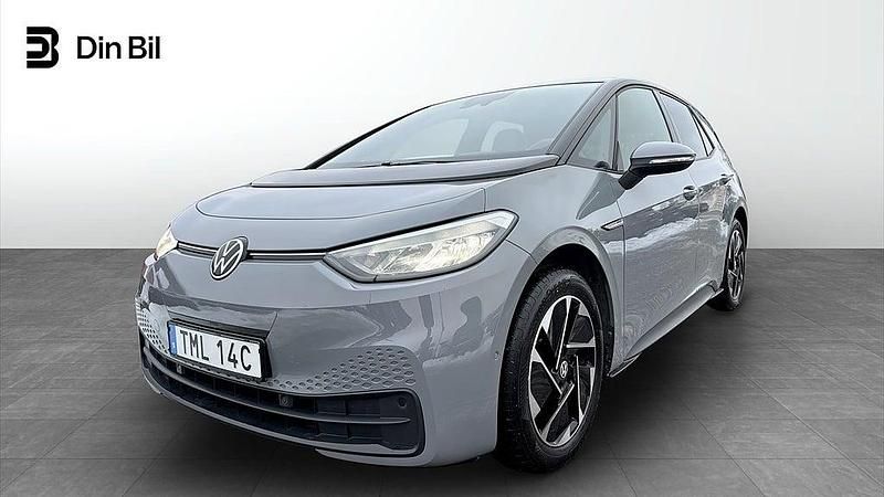 Moonstone grey black Begagnad 2023 VW ID.3 Pro Performance Halvkombi | 284 900 kr (Marknadspris) - Bild 1/4