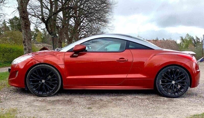 Röd Begagnad 2010 Peugeot RCZ Sportkupé | 74 000 kr (Marknadspris) - Bild 1/4